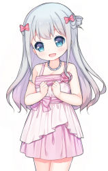 Rule 34 | 1girl, :d, bare arms, bare shoulders, blue eyes, blush, bow, breasts, cleavage, clenched hands, cowboy shot, dress, eromanga sensei, flower, formal, grey hair, hair bow, head tilt, izumi sagiri, jewelry, layered dress, long hair, looking at viewer, necklace, open mouth, pearl necklace, pink bow, pink dress, pink flower, pink rose, rose, simple background, sleeveless, sleeveless dress, small breasts, smile, solo, standing, tareme, tengxiang lingnai, white background