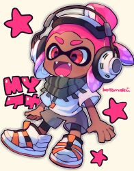 Rule 34 | 1boy, arms at sides, bike shorts, bike shorts under shorts, dark-skinned male, dark skin, fangs, full body, grey shorts, headphones, inkling, inkling boy, inkling player character, kotorai, male focus, nintendo, no nose, open mouth, outline, pink eyes, pink hair, shirt, shorts, signature, solo, splatoon (series), star (symbol), tentacle hair, thick eyebrows, white background, white footwear, white outline, white shirt