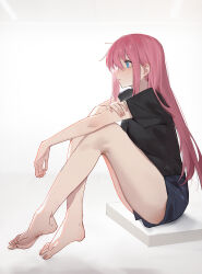 Rule 34 | 1girl, bare legs, barefoot, black shirt, black shorts, blue eyes, bocchi the rock!, breasts, chilakkk, closed mouth, feet, fingernails, gotoh hitori, hair between eyes, hand on own arm, highres, knees up, long bangs, long hair, looking afar, medium breasts, pink hair, shirt, short sleeves, shorts, sitting, solo, thighs, toenails, toes, white background