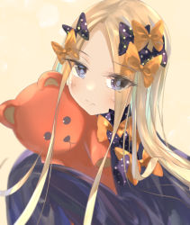 Rule 34 | 1girl, abigail williams (fate), black bow, black dress, blonde hair, blue eyes, blush, bow, brown background, closed mouth, dress, fate/grand order, fate (series), forehead, hair bow, highres, long hair, long sleeves, looking at viewer, multiple hair bows, no headwear, hugging object, orange bow, parted bangs, polka dot, polka dot bow, sakazakinchan, solo, stuffed animal, stuffed toy, teddy bear, upper body, very long hair
