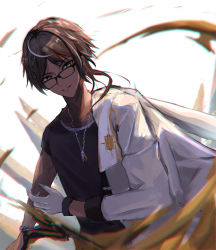 Rule 34 | 1boy, absurdres, arknights, blurry, blurry foreground, brown hair, chain, collarbone, commentary, dark-skinned male, dark skin, forehead, glasses, gloves, highres, jacket, jewelry, long sleeves, looking to the side, male focus, multicolored hair, necklace, on shoulder, parted bangs, parted lips, short sleeves, simple background, single glove, solo, sore watasino, thorns (arknights), two-tone hair, upper body, v-shaped eyebrows, white background, white gloves, white hair, white sleeves, yellow eyes