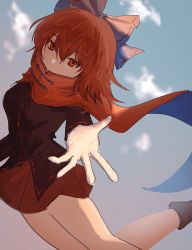 Rule 34 | 1girl, black shirt, blue background, blue bow, bow, cape, cloak, dullahan, hair bow, highres, long sleeves, looking at viewer, miniskirt, one-hour drawing challenge, open hand, red cloak, red eyes, red hair, red skirt, sekibanki, shirt, short hair, skirt, solo, touhou, wamaru