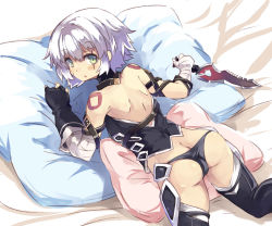 Rule 34 | 1girl, ass, bad id, bad twitter id, bare shoulders, bed, bed sheet, butt crack, fate/apocrypha, fate (series), gloves, green eyes, jack the ripper (fate/apocrypha), knife, looking at viewer, looking back, lying, normaland, on bed, on stomach, panties, pillow, scar, short hair, silver hair, solo, thighhighs, underwear, weapon