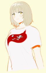 Rule 34 | 1girl, arms at sides, blush, bob cut, breasts, brown hair, clock, closed mouth, dungeon meshi, falin touden, falin touden (tallman), frs2, highres, large breasts, light brown hair, looking at viewer, print shirt, shirt, short hair, short sleeves, simple background, skeleton, smile, solo, stomach (organ), upper body, white shirt, yellow background, yellow eyes
