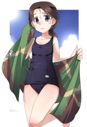 Rule 34 | 1girl, black eyes, black hair, black one-piece swimsuit, blue sky, border, breasts, camouflage, chi-hatan (emblem), closed mouth, cloud, cloudy sky, commentary request, day, drying, emblem, girls und panzer, green towel, hair tie, hamada kiyo, holding, holding towel, leg up, looking at viewer, low ponytail, medium hair, old school swimsuit, one-piece swimsuit, osamada meika, outdoors, outside border, partial commentary, ponytail, school swimsuit, sky, small breasts, smile, solo, standing, standing on one leg, swimsuit, towel, wet, white border