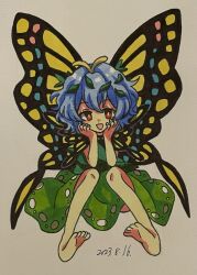 Rule 34 | 1girl, antennae, aqua hair, barefoot, butterfly wings, dated, dress, eternity larva, fairy, full body, furiba 794, green dress, hair between eyes, highres, insect wings, leaf, leaf on head, multicolored clothes, multicolored dress, open mouth, red eyes, short hair, short sleeves, smile, solo, touhou, traditional media, wings