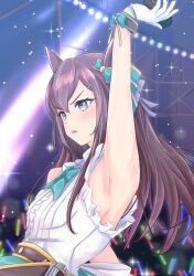Rule 34 | 1girl, animal ears, armpits, bow, breasts, brown hair, concert, ear bow, from side, funamori, gloves, glowstick, hair between eyes, highres, holding, holding microphone, horse ears, horse girl, long hair, mejiro dober (umamusume), microphone, purple eyes, small breasts, solo, umamusume, upper body, white gloves