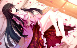 Rule 34 | 1girl, bakanoe, barefoot, bed, black hair, bow, highres, houraisan kaguya, japanese clothes, legs, long hair, looking at viewer, lying, on back, petals, red eyes, smile, solo, thighs, touhou, very long hair, wide sleeves