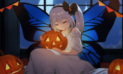 Rule 34 | 1girl, bow, butterfly wings, closed eyes, closed mouth, commentary, diagonal-striped bow, genshin impact, hair bow, halloween, highres, insect wings, jack-o&#039;-lantern, muri (butter210330), nahida (genshin impact), puffy short sleeves, puffy sleeves, pumpkin, short sleeves, side ponytail, smile, solo, striped, white hair, wings