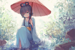 Rule 34 | 1girl, backlighting, blue flower, blue kimono, bush, closed mouth, collarbone, commentary request, day, flower, full body, furisode, green eyes, grey hair, hair flower, hair ornament, hair rings, half-closed eyes, holding, holding umbrella, japanese clothes, kimono, long sleeves, looking down, luo tianyi, mujun atama, obi, oil-paper umbrella, outdoors, pink umbrella, rain, ripples, rock, sash, short hair with long locks, sitting, solo, umbrella, vocaloid, vocanese, water, wide sleeves
