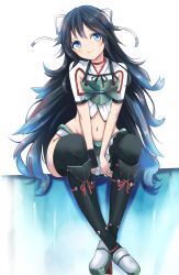 Rule 34 | 10s, 1girl, armor, asymmetric gloves, asymmetrical gloves, bad id, bad pixiv id, black hair, black thighhighs, blue eyes, camouflage, fingerless gloves, gloves, hair ribbon, highres, kantai collection, katsuragi (kancolle), long hair, looking at viewer, looking up, midriff, navel, pleated skirt, ponytail, ribbon, short sleeves, simple background, sitting, skirt, smile, solo, thighhighs, tokoi, uneven gloves, v arms, very long hair, zettai ryouiki