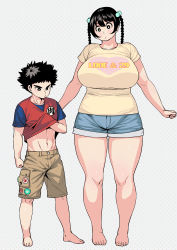 Rule 34 | 1boy, 1girl, bad id, bad pixiv id, braid, breasts, casual, clothes lift, clothes writing, dekkano!!, full body, highres, huge breasts, mucchan, original, plump, shirt lift, short shorts, shorts, size difference, spiked hair, standing, suzurikawa sasha, synecdoche, thick thighs, thighs, twin braids, wide hips