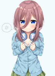 Rule 34 | 1girl, :i, anger vein, blue background, blue cardigan, blue eyes, blush, breasts, brown hair, cardigan, closed mouth, collarbone, commentary request, dress shirt, go-toubun no hanayome, green skirt, hair between eyes, hands up, headphones, headphones around neck, highres, long sleeves, medium breasts, nakano miku, pleated skirt, pout, shirt, simple background, skirt, sleeves past wrists, solo, spoken anger vein, uchuuneko, v-shaped eyebrows, white shirt