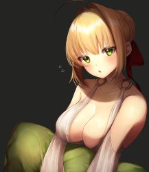 Rule 34 | 1girl, :o, ahoge, alternate costume, black background, blonde hair, blush, breasts, cleavage, collarbone, fate/extra, fate (series), green eyes, hair intakes, highres, large breasts, nero claudius (fate), nero claudius (fate) (all), nero claudius (fate/extra), pillow, short hair, simple background, solo, yayoi maka