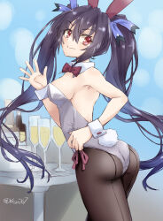 Rule 34 | 1girl, ass, black hair, breasts, glass, hand on own hip, highres, kow (kow0117), large breasts, legs, leotard, long hair, looking at viewer, looking back, neptune (series), noire (neptunia), pantyhose, playboy bunny, rabbit ears, red eyes, sideboob, smile, thighs, twintails