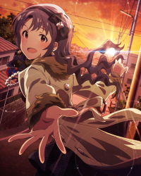 Rule 34 | 10s, 1girl, black hair, bow, brown eyes, cloud, idolmaster, idolmaster million live!, jewelry, long hair, looking at viewer, necklace, open mouth, outstretched hand, power lines, sky, solo, sparkle, sunset, takayama sayoko