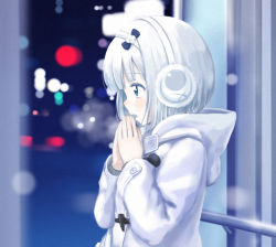 Rule 34 | 9so (ponchon), blue eyes, blunt bangs, blurry, blurry background, character request, check character, coat, hairband, headphones, highres, hood, hood down, hooded coat, open mouth, outdoors, own hands together, release the spyce, short hair, solo, theresia ray, upper body, white coat, white hair, white hairband