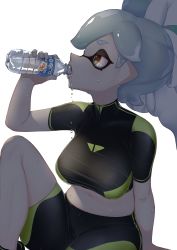 Rule 34 | 1girl, arm support, black shirt, black shorts, bottle, breasts, brown eyes, covered collarbone, crop top, drinking, green shirt, green shorts, grey hair, highres, holding, holding bottle, inkling, kashu (hizake), knee up, long hair, looking away, marie (splatoon), medium breasts, midriff, monster girl, navel, nintendo, pointy ears, profile, shade, shirt, short sleeves, shorts, simple background, sitting, solo, splatoon (series), splatoon 1, sportswear, tentacle hair, turtleneck, water, water bottle, water drop, wet, wet clothes, wet shirt, white background