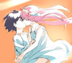 Rule 34 | 10s, 1boy, 1girl, black hair, canata katana, closed eyes, couple, darling in the franxx, face-to-face, facing another, flower, forehead-to-forehead, green eyes, hair flower, hair ornament, hand on another&#039;s shoulder, heads together, hetero, hiro (darling in the franxx), horns, hug, kiss, long hair, looking at another, nightgown, oni horns, pajamas, pink hair, red horns, short hair, white pajamas, zero two (darling in the franxx)