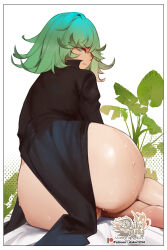 Rule 34 | 1girl, absurdres, ass, black dress, closed mouth, dress, from behind, green eyes, green hair, highres, hu dako, long sleeves, looking at viewer, looking back, one-punch man, patreon username, pussy juice, short hair, sitting, solo, sweat, tatsumaki