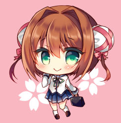 Rule 34 | 1girl, :&gt;, asakura yume, big head, blue sailor collar, blue skirt, blush, briefcase, brown footwear, brown hair, bun cover, chibi, closed mouth, comiket 99, commentary request, da capo, da capo ii, double bun, full body, green eyes, green ribbon, hair between eyes, hair bun, hair intakes, hand up, holding, kneehighs, loafers, long sleeves, looking at viewer, neck ribbon, pink background, pleated skirt, ribbon, sailor collar, school briefcase, school uniform, serafuku, shirt, shoes, skirt, socks, solo, standing, standing on one leg, suzunone rena, white shirt, white socks