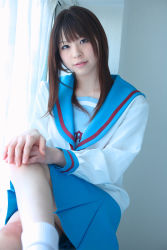 Rule 34 | asahina mikuru, cosplay, highres, katou mari, photo (medium), sailor, school uniform, serafuku, socks, suzumiya haruhi no yuuutsu