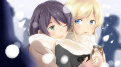 Rule 34 | 10s, 2girls, ayase eli, bad id, bad pixiv id, black hair, blonde hair, blue eyes, can, coffee, green eyes, head on another&#039;s shoulder, highres, kento1102, long hair, love live!, love live! school idol project, multiple girls, one eye closed, scarf, snow, snowing, tojo nozomi, wink, yuri