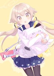 Rule 34 | 1girl, :o, backpack, bag, black pantyhose, blonde hair, blue archive, blue sailor collar, blue skirt, blush, brown eyes, gun, hair flaps, hair ribbon, halo, hifumi (blue archive), highres, kyuuri (miyako), long hair, long sleeves, looking at viewer, low twintails, open mouth, outline, pantyhose, peroro (blue archive), pleated skirt, ribbon, sailor collar, school uniform, serafuku, simple background, skirt, solo, teeth, twintails, upper teeth only, weapon, yellow background
