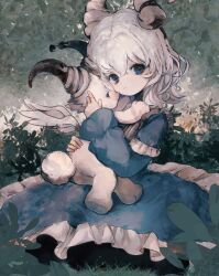 Rule 34 | 1girl, 1other, blue dress, blue eyes, bush, commentary request, creature, dress, expressionless, frilled dress, frills, grass, hair between eyes, highres, horns, hug, looking at viewer, medium hair, mercure 1104, original, outdoors, plant, sitting, tail, wavy hair, white hair, wings