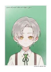 Rule 34 | 1boy, aged down, brooch, closed mouth, collared shirt, dated, dress shirt, green background, grey hair, jewelry, littletreeee, looking at viewer, male focus, parted bangs, shirt, smile, solo, suspenders, tears of themis, thick eyebrows, upper body, vyn richter (tears of themis), white shirt, yellow eyes