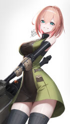 Rule 34 | 1girl, absurdres, aqua eyes, bare shoulders, breasts, daiba canon, dress, elbow gloves, gloves, god eater, green dress, grey background, grin, highres, holding, holding weapon, ikasamahideo, large breasts, looking at viewer, pink hair, short hair, signature, smile, solo, thighhighs, weapon