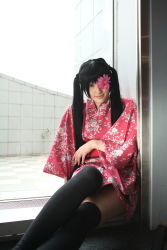 Rule 34 | cosplay, flower eyepatch, gintama, highres, japanese clothes, kimono, kneehighs, photo (medium), saya (cosplayer), socks, twintails, yagyuu kyuubei, yukata