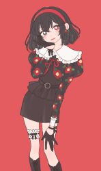 Rule 34 | 1girl, belt, black footwear, black gloves, black hair, black shirt, black skirt, blush, boots, bright pupils, closed mouth, collar, earrings, floral print, frilled collar, frilled shirt collar, frills, gloves, grey eyes, hairband, hand up, heterochromia, highres, jewelry, juliet sleeves, knee boots, long sleeves, looking at viewer, medium hair, mole, mole under eye, neck ribbon, original, puffy sleeves, red background, red eyes, red hairband, red ribbon, ribbon, rikuwo, shirt, short hair, simple background, skirt, smile, solo, standing, symbol-shaped pupils, thigh strap, white pupils