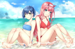 Rule 34 | 10s, 2girls, barefoot, beach, bikini, blue bikini, blue eyes, blue hair, blue sky, bow, breasts, cleavage, cloud, collarbone, darling in the franxx, day, feet, front-tie bikini top, front-tie top, fu xiao, full body, green eyes, hair ornament, hairband, hairclip, highres, horns, ichigo (darling in the franxx), lens flare, long hair, looking at viewer, medium breasts, multiple girls, ocean, outdoors, pink hair, red bikini, red bow, short hair, sitting, sky, smile, swimsuit, very long hair, white hairband, zero two (darling in the franxx)