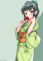 Rule 34 | 1girl, :o, absurdres, alternate costume, blunt bangs, blush, bow, brown eyes, candy apple, collarbone, floral print, food, green background, grey hair, hair bow, highres, holding, holding food, japanese clothes, kantai collection, kimono, obi, open mouth, ponytail, sash, solo, twitter username, uut, wide sleeves, yukata, yuubari (kancolle)