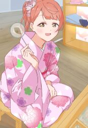 1girl :d blunt_bangs blurry blurry_background blush commentary_request feet_out_of_frame floral_print floral_print_kimono flower hair_flower hair_ornament half-closed_eyes hand_on_lap highres holding japanese_clothes kimono liz_(piyoko_piyop) long_sleeves looking_at_viewer love_live! love_live!_nijigasaki_high_school_idol_club medium_hair on_chair open_mouth pink_flower pink_hair pink_kimono pink_rose poi_(goldfish_scoop) print_kimono rose side_ponytail sitting smile solo swept_bangs uehara_ayumu wooden_floor yellow_eyes