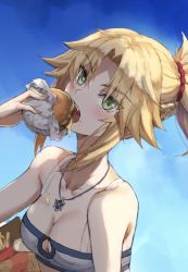 Rule 34 | 1girl, bandeau, bare shoulders, blonde hair, blush, breasts, burger, cleavage, collarbone, eating, fate/apocrypha, fate (series), food, green eyes, hair ornament, hair scrunchie, highres, holding, holding food, jewelry, looking at viewer, medium breasts, mordred (fate), mordred (fate/apocrypha), mordred (memories at trifas) (fate), necklace, open mouth, red scrunchie, scrunchie, short hair, sidelocks, solo, tonee, upper body