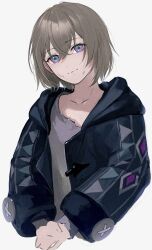 Rule 34 | 1boy, aged down, anna (drw01), aventurine (honkai: star rail), blonde hair, closed mouth, hair between eyes, highres, honkai: star rail, honkai (series), hood, hood down, hoodie, long sleeves, looking at viewer, male focus, multicolored eyes, shirt, short hair, simple background, solo, torn clothes, torn shirt, two-tone eyes, upper body, white background