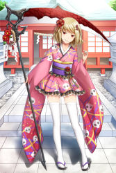 Rule 34 | 1girl, black footwear, blonde hair, commentary request, day, flat chest, flower, frilled kimono, frills, full body, hair flower, hair ornament, hairclip, half-closed eyes, holding, holding scythe, japanese clothes, kimono, looking at viewer, natsuya (kuttuki), obi, outdoors, parted lips, pink kimono, purple sash, red eyes, red flower, rope, sandals, sash, scythe, shimenawa, short hair, short kimono, shrine, skull print, smile, solo, stairs, standing, stone lantern, stone stairs, thighhighs, venus blade, white thighhighs, zouri