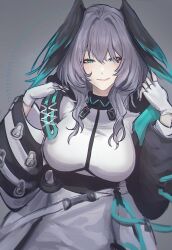 Rule 34 | 1girl, apostrophe (1oodneio), aqua eyes, arknights, breasts, commentary request, dress, grey background, grey hair, grin, head wings, highres, ho&#039;olheyak (arknights), large breasts, long hair, looking at viewer, smile, solo, upper body, white dress, wings