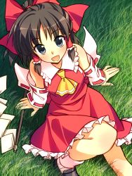 Rule 34 | 1girl, arm support, blue eyes, bow, brown hair, detached sleeves, female focus, from above, grass, hair bow, hakurei reimu, highres, japanese clothes, looking at viewer, looking up, miko, nature, open mouth, outdoors, short hair, smile, solo, touhou, yuuki keisuke