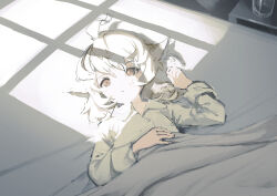 1girl ahoge bed kouka_(mrakano5456) lying medium_hair on_back on_bed original pajamas shadow solo sunlight white_background white_hair window_shadow