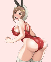 Rule 34 | 1girl, ass, atelier (series), atelier ryza, bare shoulders, blush, breasts, brown eyes, brown hair, from behind, hair ornament, hairclip, hat, highres, large breasts, leotard, looking at viewer, looking back, open mouth, reisalin stout, shibusun, shiny clothes, shiny skin, short hair, sideboob, smile, solo, tecmo, thighhighs