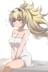 Rule 34 | 1girl, alternate hairstyle, between legs, blonde hair, breasts, cleavage, feet out of frame, gakky, gambier bay (kancolle), hairband, hand between legs, highres, kantai collection, large breasts, long hair, multicolored hairband, naked towel, purple eyes, simple background, sitting, solo, towel, v arms, white background, white hairband, white towel