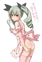 Rule 34 | 10s, 1girl, :t, anchovy (girls und panzer), apron, ass, bad id, bad twitter id, body blush, breasts, cherry print, collarbone, drill hair, food print, girls und panzer, green hair, hair ribbon, kappougi, long hair, pink thighhighs, red eyes, ribbon, saikawa yusa, simple background, solo, thighhighs, tongs, translation request, twin drills, white background