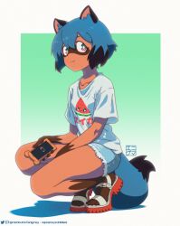 Rule 34 | 1girl, animal ears, black hair, blue hair, blue shorts, brand new animal, cellphone, closed mouth, furry, furry female, gradient background, green background, green eyes, holding, holding phone, kagemori michiru, looking at viewer, michirutnk, multicolored hair, phone, raccoon ears, raccoon girl, raccoon tail, sandals, shirt, short hair, short sleeves, shorts, smile, solo, squatting, t-shirt, tail, toes, two-tone hair, white shirt