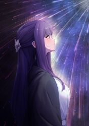 1girl absurdres black_robe blunt_bangs breasts closed_mouth dress fern_(sousou_no_frieren) highres large_breasts long_hair long_sleeves looking_up meteor_shower night night_sky outdoors purple_eyes purple_hair robe sidelocks sky solo sousou_no_frieren star_(sky) stargazing starry_sky straight_hair user_psew4857 white_dress