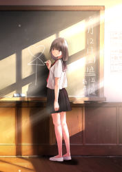Rule 34 | 1girl, ai ai gasa, arm at side, bad id, bad pixiv id, black sailor collar, black skirt, blush, brown eyes, brown hair, chalk, chalkboard, chikuwa (odennabe), classroom, closed mouth, commentary request, day, hair between eyes, holding, indoors, looking at viewer, looking back, matching hair/eyes, medium hair, necktie, no socks, original, pleated skirt, red necktie, sailor collar, school uniform, serafuku, shirt, shoes, short sleeves, skirt, smile, solo, standing, sunlight, translation request, uwabaki, white footwear, white shirt