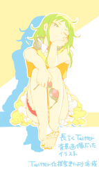 Rule 34 | 1girl, akka, barefoot, commentary, crop top, frilled skirt, frills, full body, goggles, green eyes, green hair, gumi, hand on own cheek, hand on own face, headphones, headphones around neck, holding, holding goggles, knees up, one eye closed, orange shirt, red goggles, shadow, shirt, short hair, sidelocks, sitting, skirt, solo, translation request, vocaloid, yellow skirt