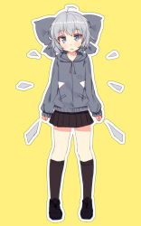 Rule 34 | 1girl, ahoge, alternate color, alternate costume, black footwear, black legwear, black skirt, blue eyes, bow, cirno, contemporary, cross-eyed, eyes visible through hair, fang, hair bow, highres, hood, hoodie, looking at viewer, miniskirt, outline, parted lips, pleated skirt, shoes, shone, short hair, silver hair, simple background, skirt, solo, touhou, yellow background